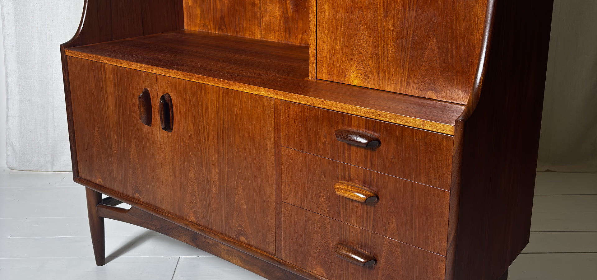 The Ultimate Guide to G Plan Furniture: History, Identification & Collecting