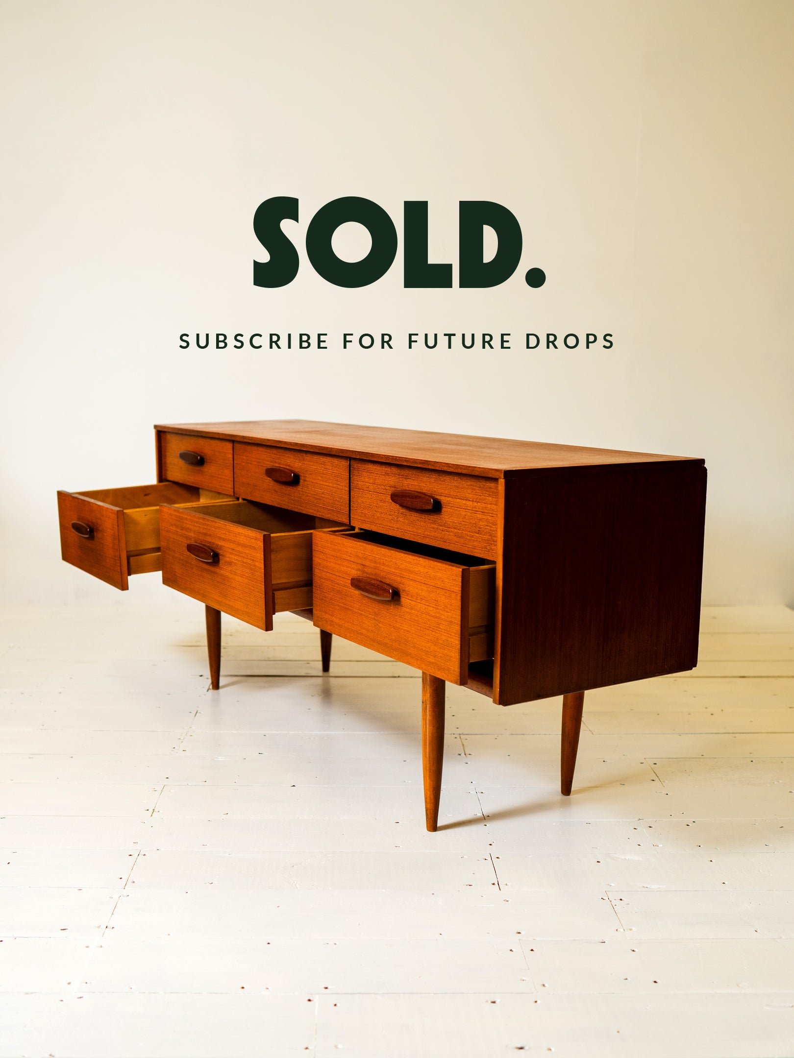 SOLD: Austin Suite 6 Drawer Sidebaord Evengrain Furniture