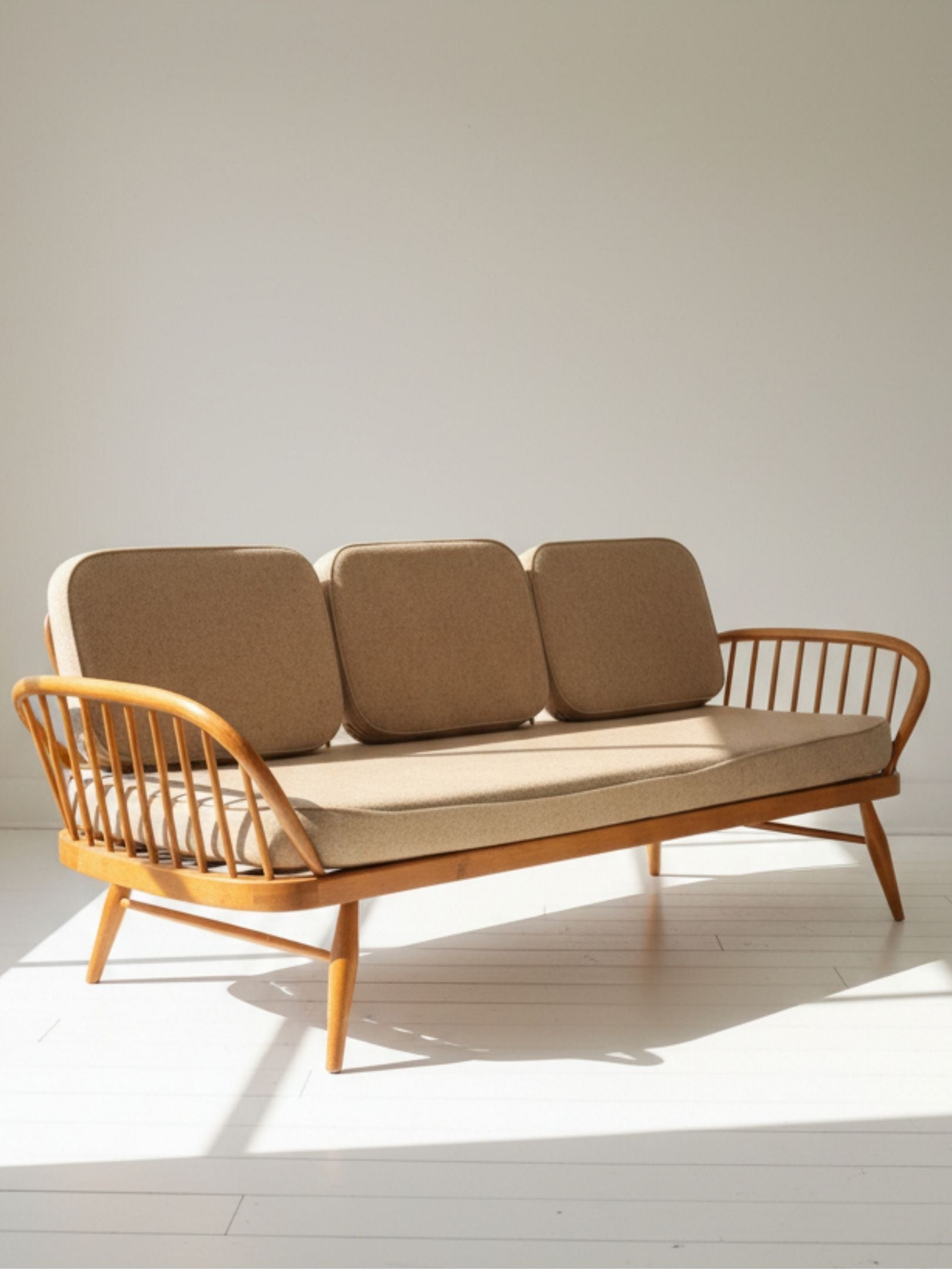 Ercol Windsor Elm and Beech “Studio Couch”, Model 355