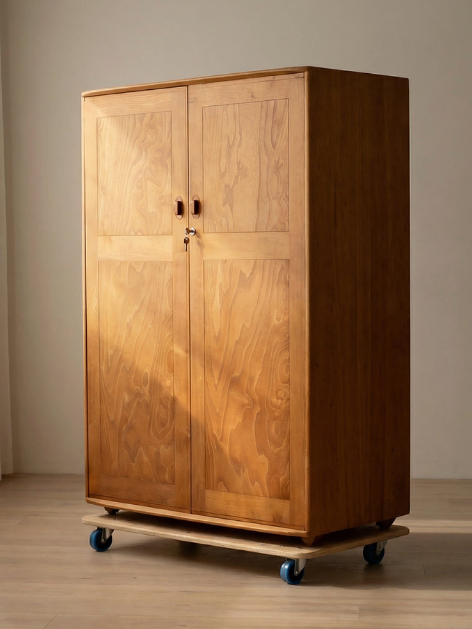 ERCOL WINDSOR ELM AND BEECH DOUBLE WARDROBE. MODEL 431