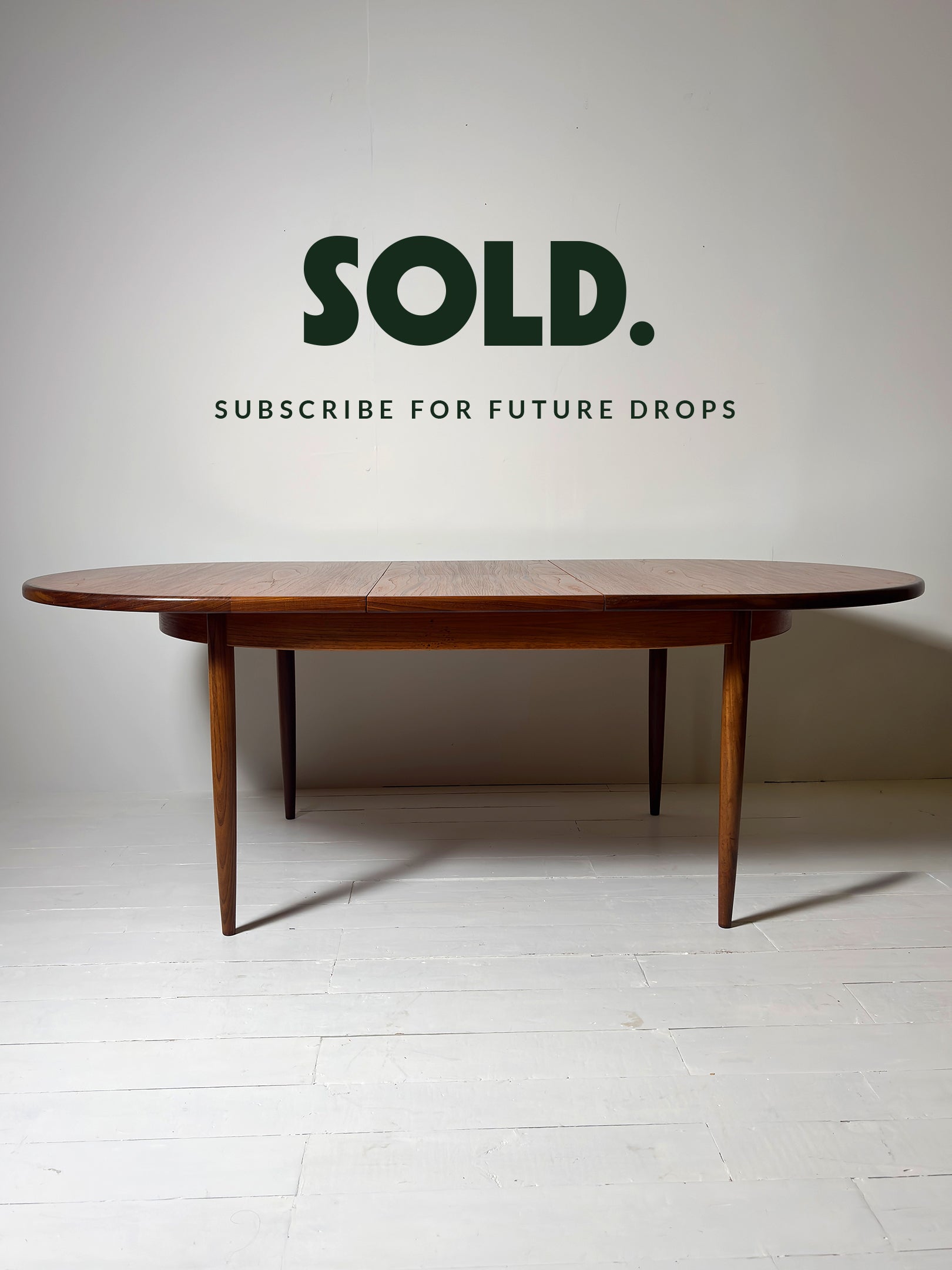 G Plan Extendable Dining Table (c.1960s, E. Gomme Ltd.) Evengrain