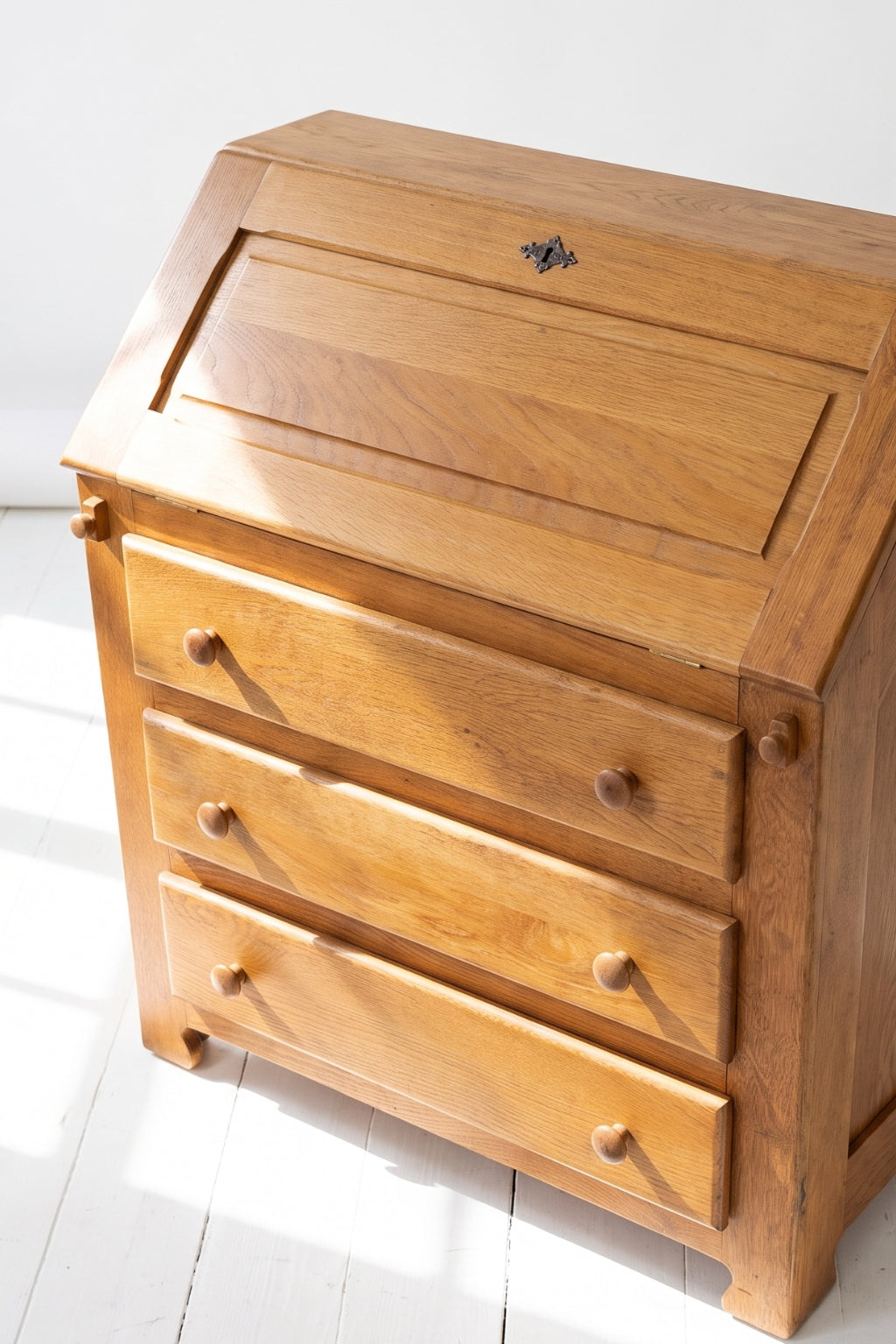 Heals Style Oak Bureau Evengrain