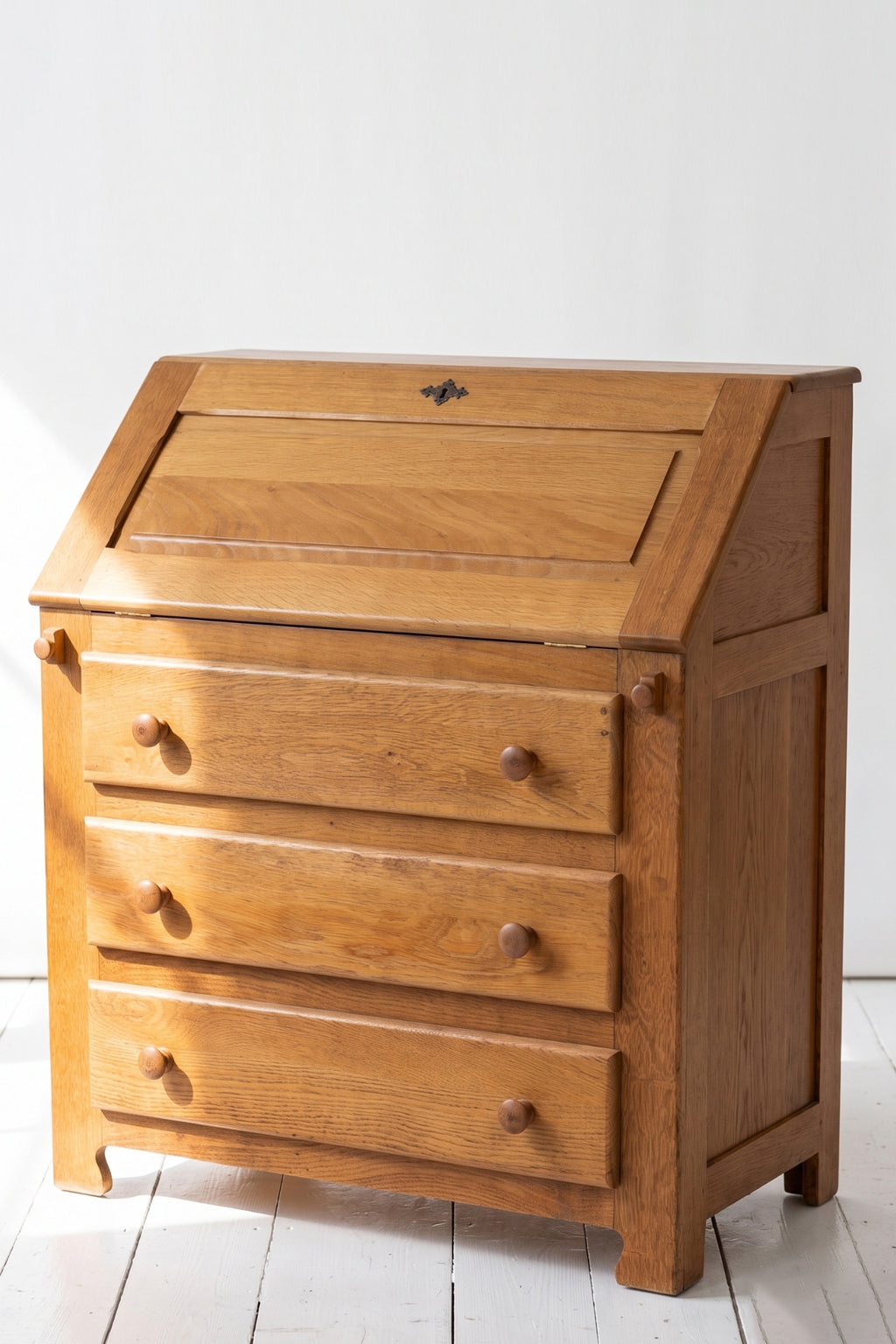 Heals Style Oak Bureau Evengrain
