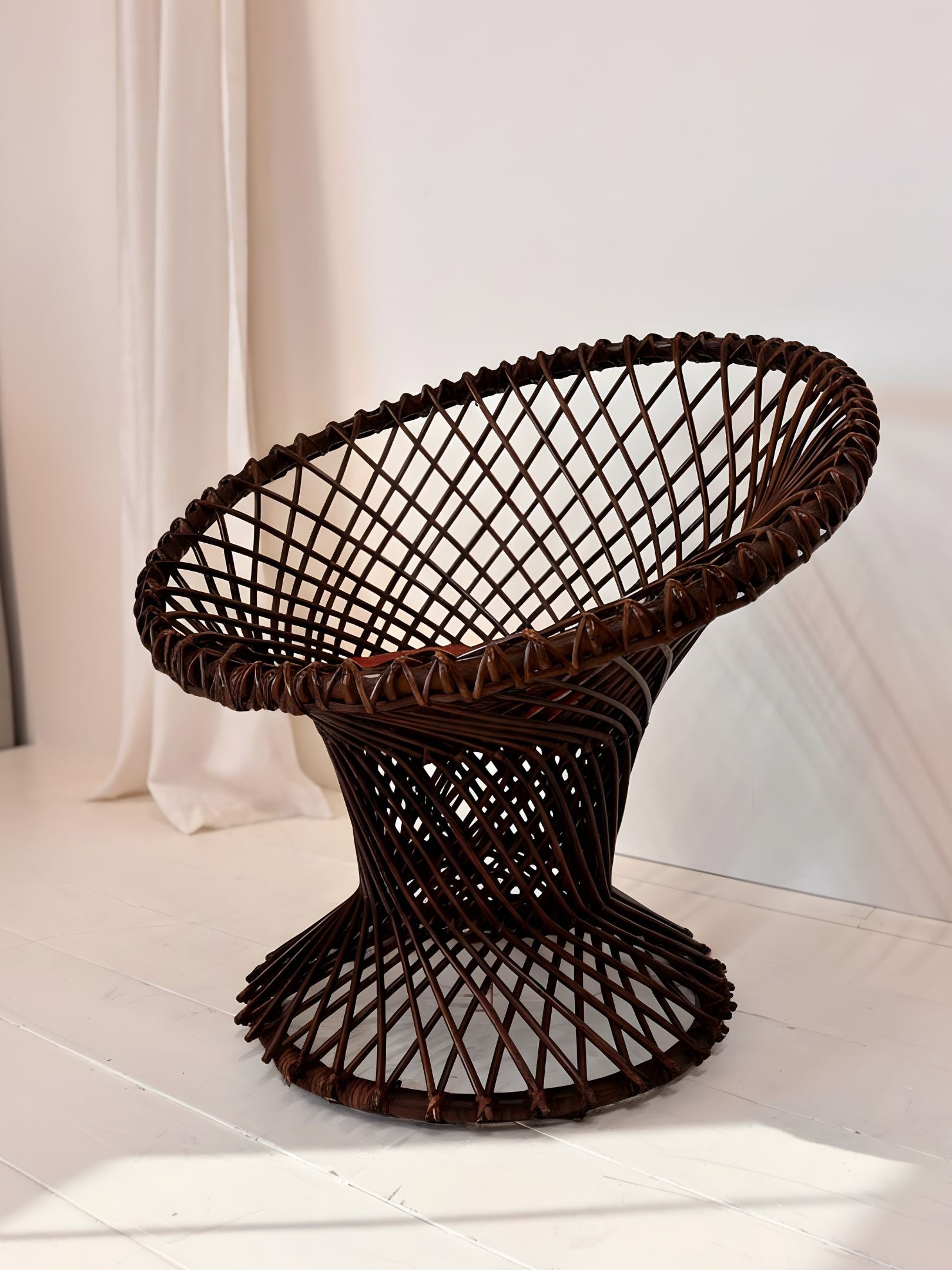 Rohe Noordwolde Circle Rattan Chair (1970s)