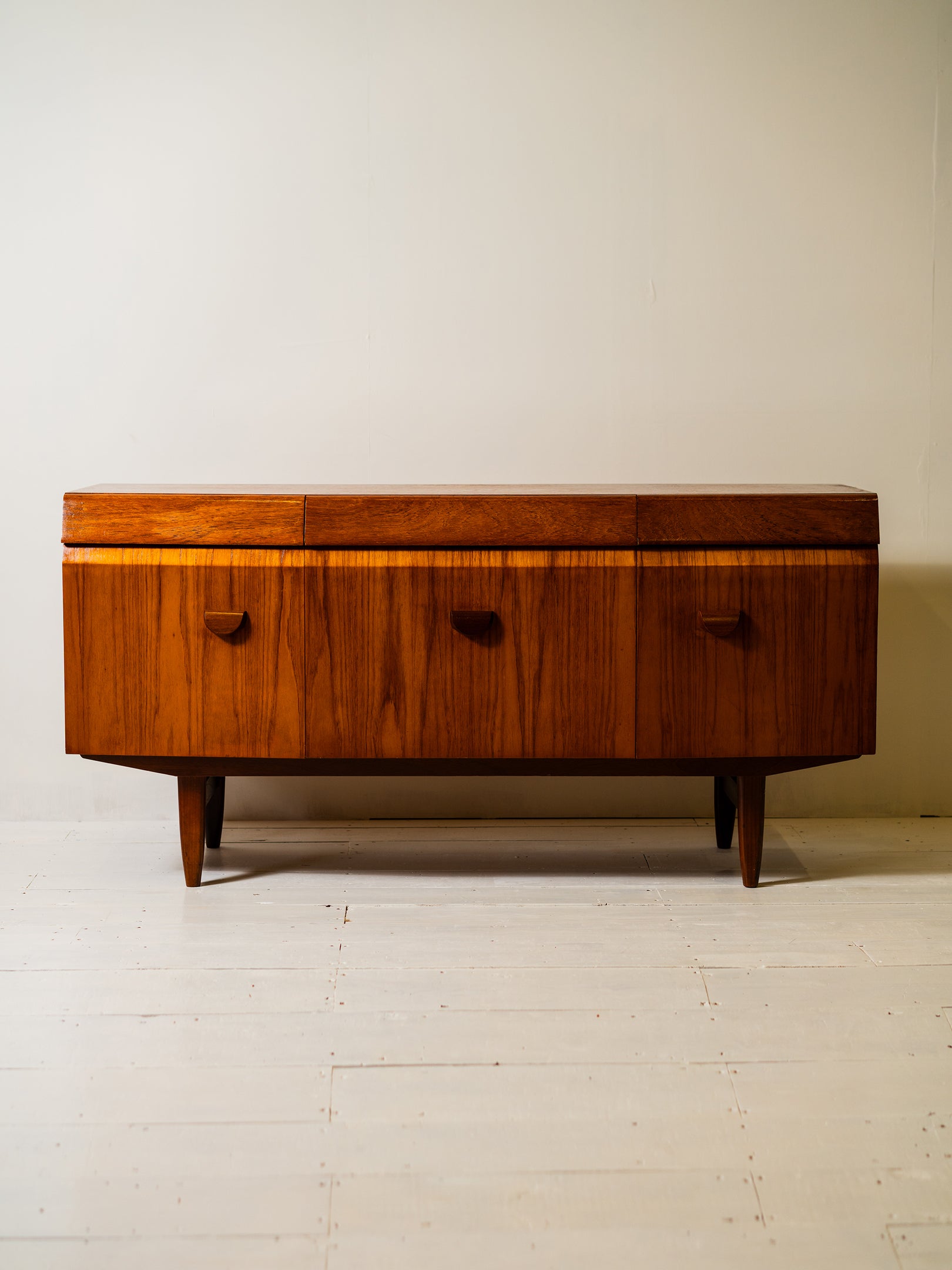 Mid-Century Teak Credenza (Elliotts of Newbury, 1960s)